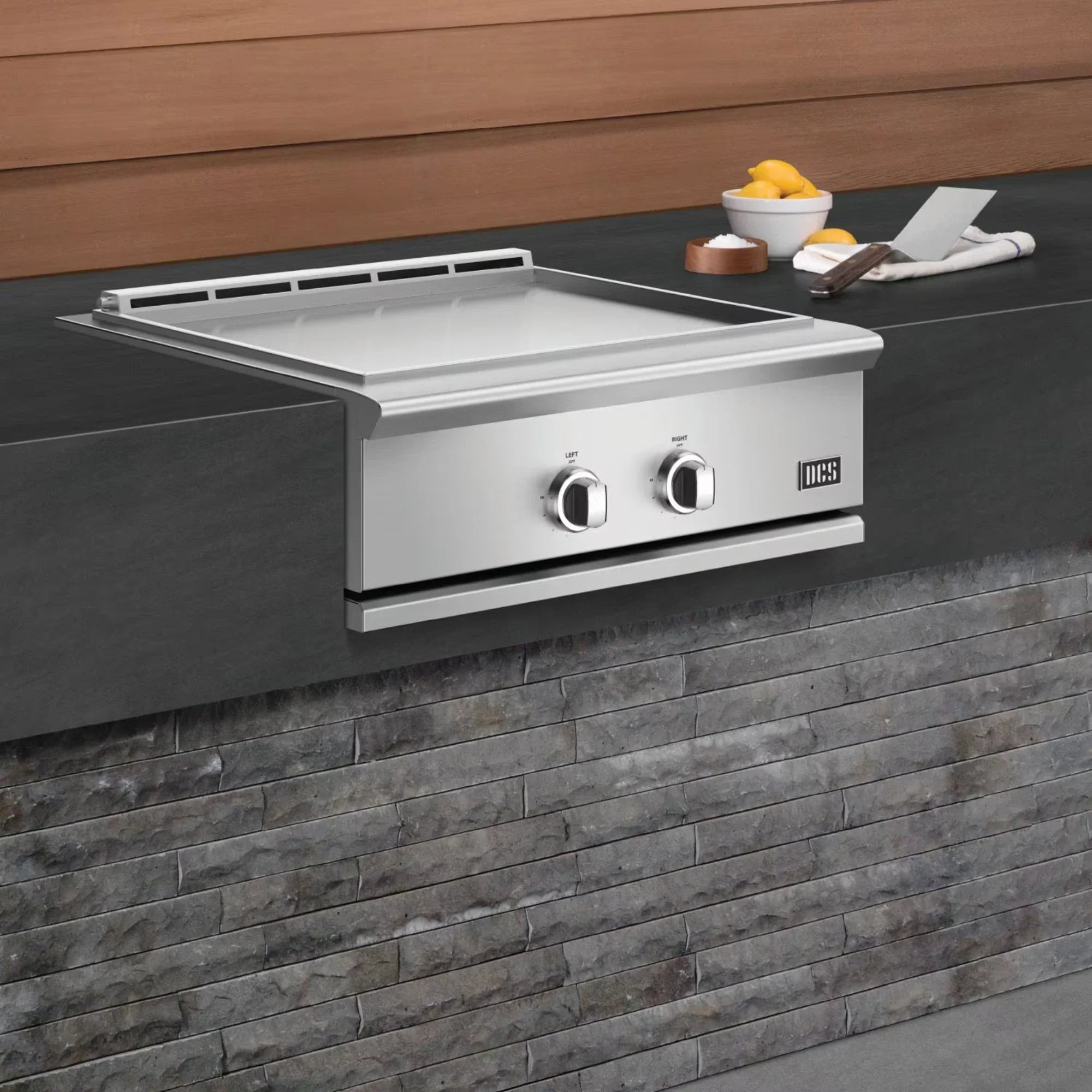 DCS Series 9 30-Inch Built-In Gas Griddle