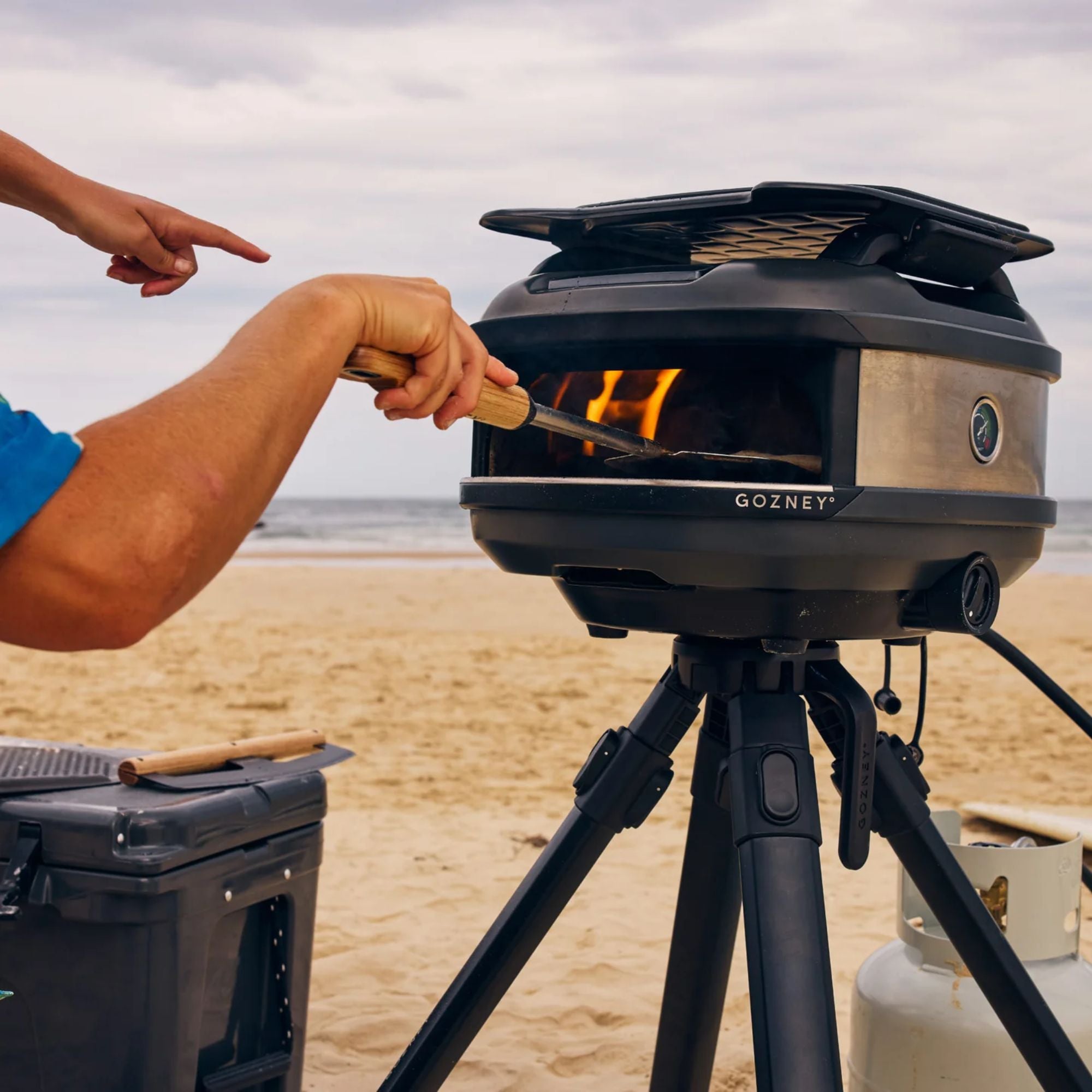 Gozney Venture Turning Pizza Peel