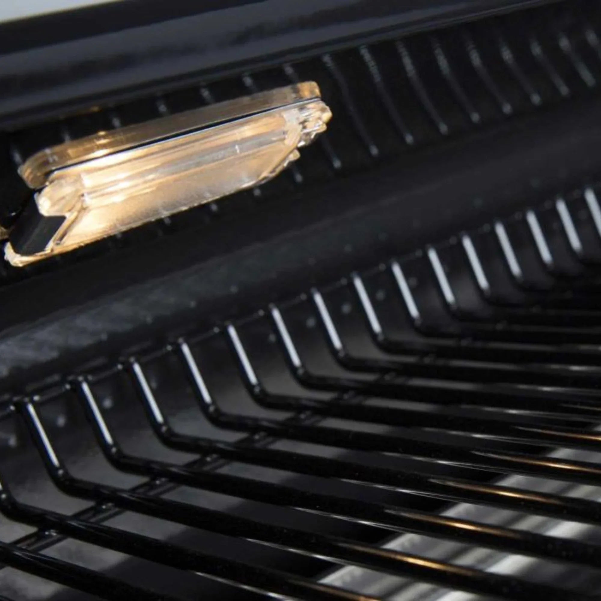 Broil King Imperial S470 4-Burner Built-In Gas Grill With Rotisserie